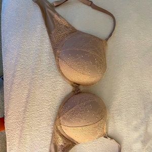Victoria’s Secret Bombshell 2 cup - push up bra